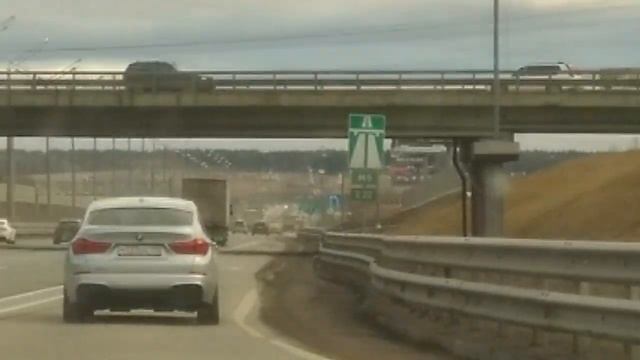 Урок 13.6. Использование полос разгона и торможения смотреть онлайн