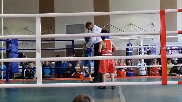 Мой первый бой! Бокс ( я синий ) смотреть онлайн