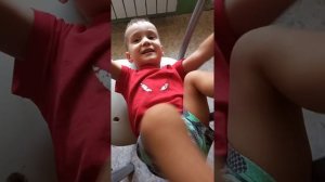 Приучение к горшку. Ребенок болтает хорошо,но на горшок не садится((беседы с ребёнком