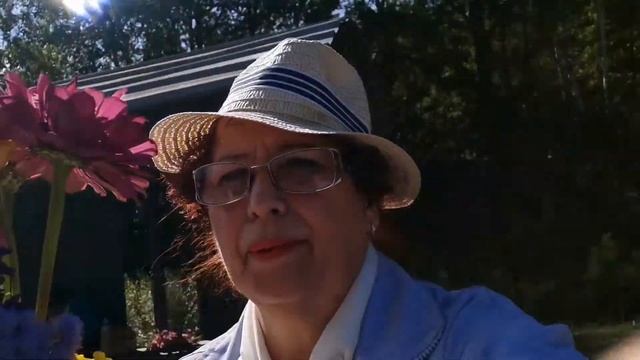 Вальс цветов//домой с охапкой цветов/ 29.08.2021г смотреть онлайн