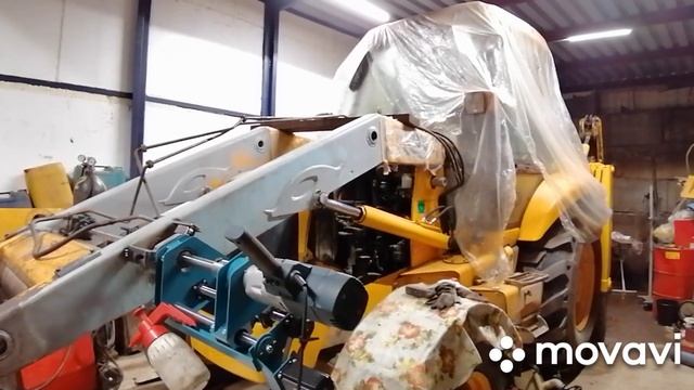 5.03.2021. Jcb3cx 2001 года выпуска. Россия Мурманск. Расточка по наплавке. Подварка в ручную смотреть онлайн