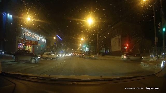 Калина х456рт64 поворачивает на красный смотреть онлайн