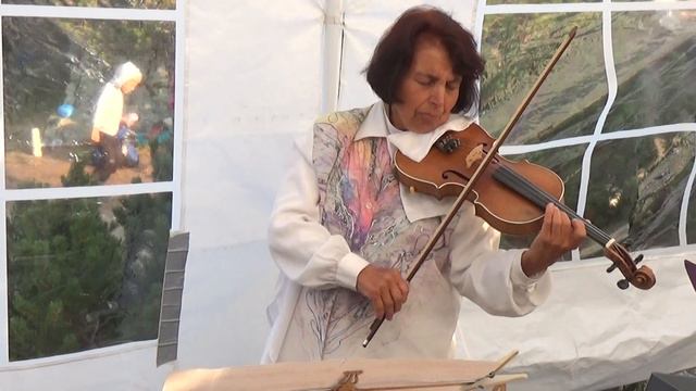 Тозели Серенада и Франсоа Шуберт Пчелата на бис смотреть онлайн