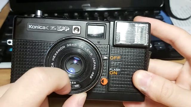 KONICA C35EFP Review- a full analog point and shoot смотреть онлайн