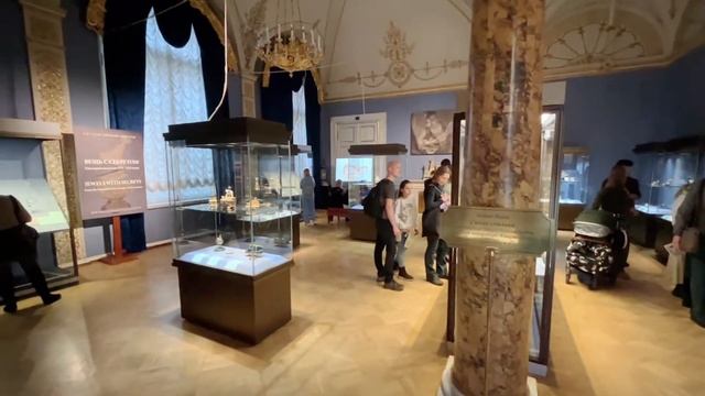 The HERMITAGE on Saturday Night in St Petersburg, Russia. Wooow! LIVE смотреть онлайн