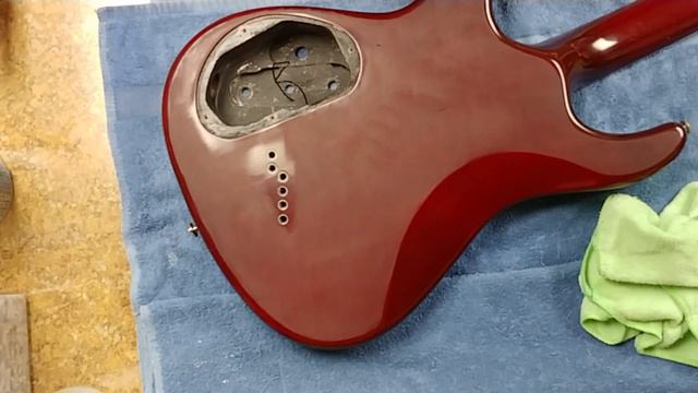 Ibanez SZ520QM Wet Sanding Started смотреть онлайн