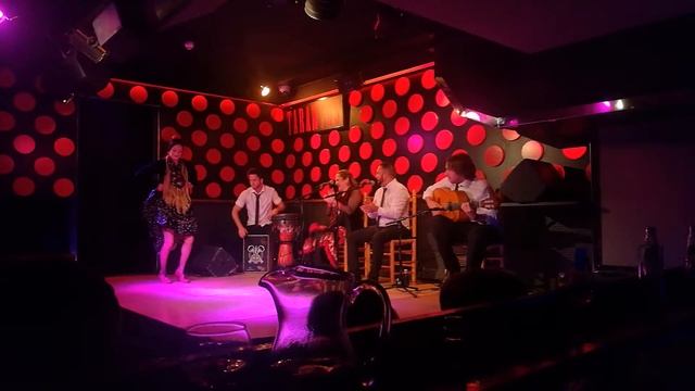 Шоу фламенко в Барселоне. Tarantos смотреть онлайн