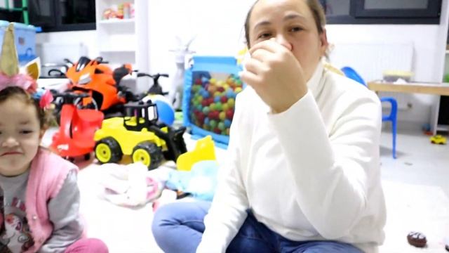 BUĞLEM VALİZE NE SAKLAMIŞ OLABİLİR? смотреть онлайн