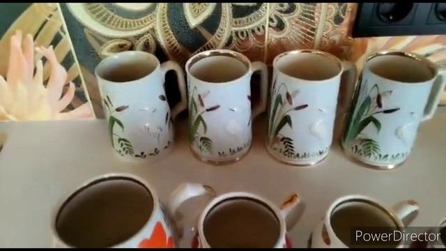 Фарфоровые кружечки достались от бабушки.Ручная роспись.Посуда на даче.