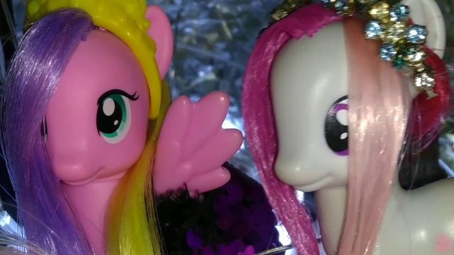 MLP обзор, новых МИЛЕЙШИХ пони!!!!!! (Кто будет представлять канал?! ) смотреть онлайн