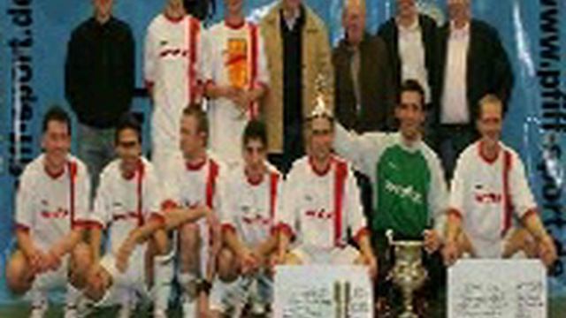 AFGHAN SOCCERPLAYER HASIB NASSERY IN GERMANY PADERBORN смотреть онлайн