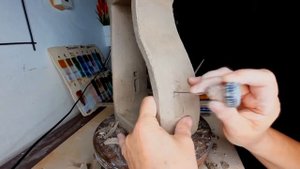 Как сделать интерьерную керамическую скульптуру в виде вазы с маками. Керамика и другие материалы.