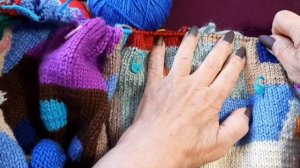 Интарсия спицами. Что такое протяжки?