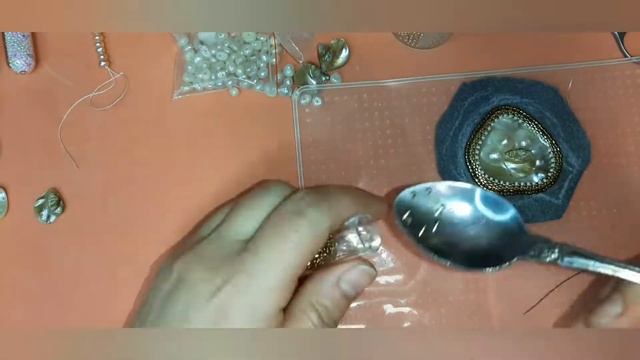 Создание кулона для колье из перламутра и ракушки с жемчугом. смотреть онлайн