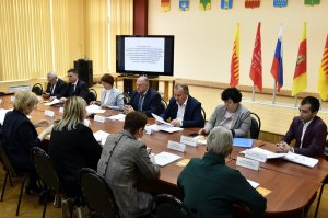 Вопросы ранней диагностики онкозаболеваний обсудили на «круглом столе» в Зубцове