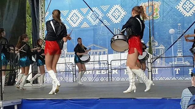 Славянский базар-2022. Барабанщицы..