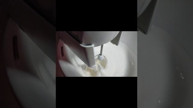 САМЫЙ ПРОСТОЙ СПОСОБ ПРИГОТОВЛЕНИЯ БЕЗЕ ( ФРАНЦУЗСКАЯ МЕРЕНГА)