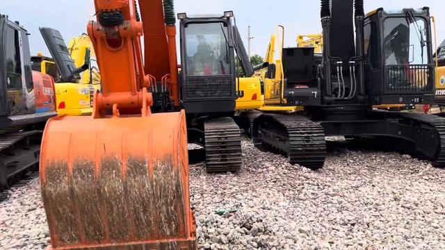 Used excavators a for sale in my factory. Komatsu, Carter, Volvo, Hitachi, Sany are for sale