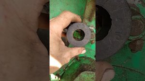 замена резиновых втулок на шатунах молотилки .Комбайн Дон 1500