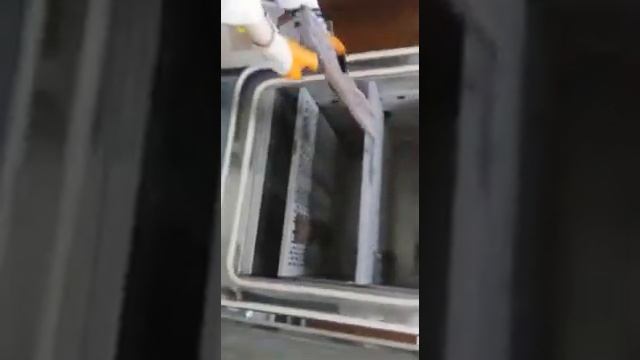 Тротуарная плитка проходит испытание на морозостойкость в пропарочной камере и морозильнике