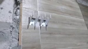 Душевая комната в частном доме с душевым уголком 90 х 90