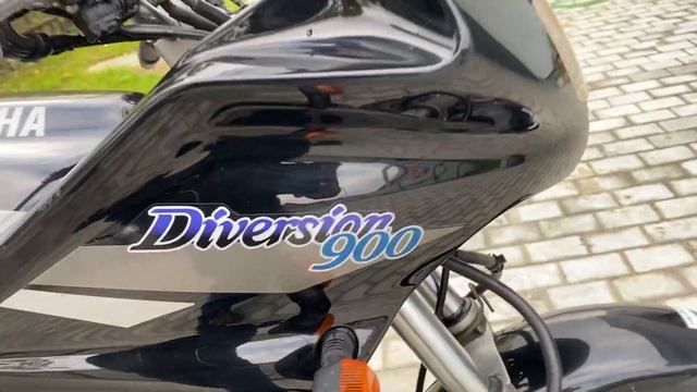 Обзор мотоцикла Yamaha Xj900s смотреть онлайн