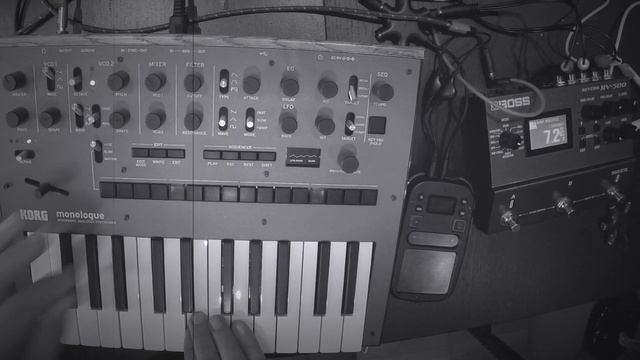 Dark ambient game filter-shimmer and faked polyphony | korg monologue RV-500 | funktree смотреть онлайн