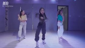 Toxic - Britney Spears Dance Cover / QTT Choreography