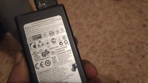 Как зарядить аккумулятор автомобиля зарядкой от ноутбука #акб #зарядкааккумулятора #авто #ремонтавт