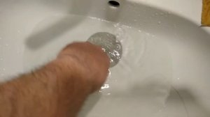 Силиконовая пробка для ванны или раковины куплена в gearbest.