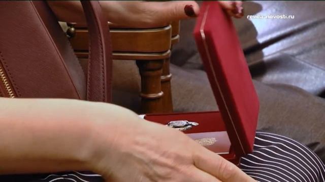 Как Николай Шувалов награду получал. Видеосюжет о присвоении звания Заслуженный металлург РФ смотреть онлайн