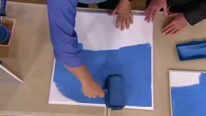 Валик с емкостью для краски для ремонта