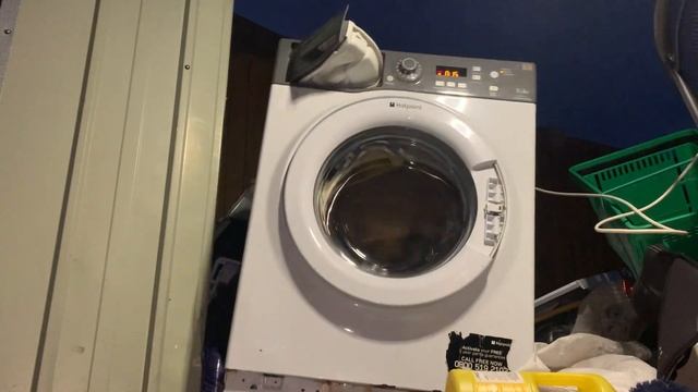 Hotpoint Washing Machine - Nastiest slow jumping ever?????