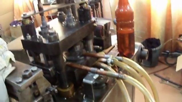 Станок для изготовления колпачков