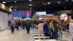 Прогулка по терминалу внутренних авиалиний (терминал B) аэропорта Шереметьево, г. Москва, 12.10.202