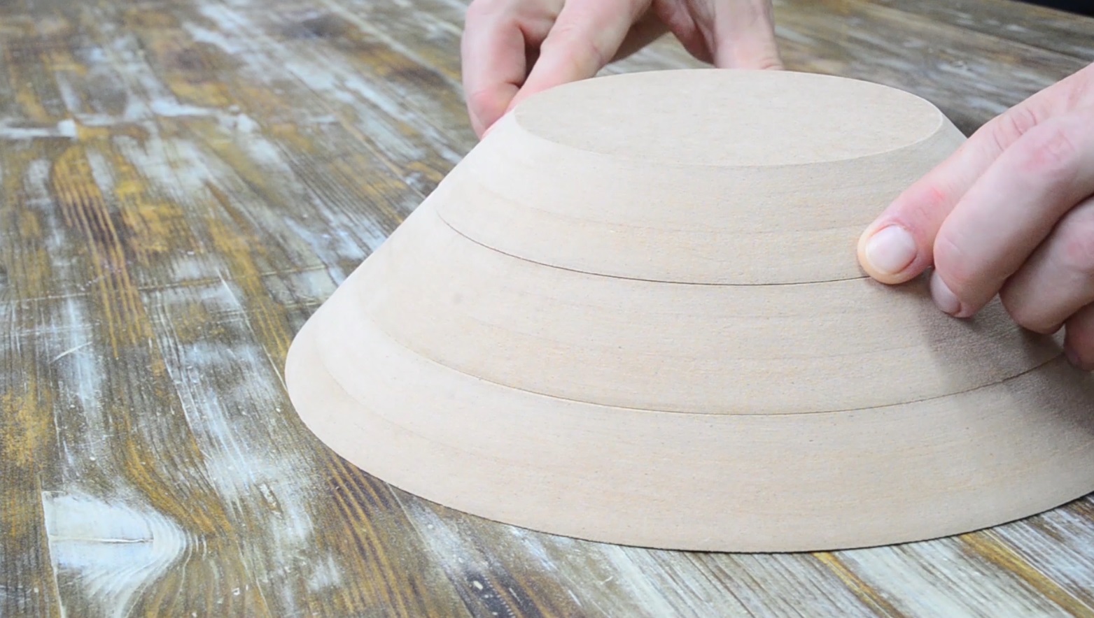 Инструмент керамиста - Пуансон "Тарелка" (матрица) нужен для формирования глиняных изделий из пласта