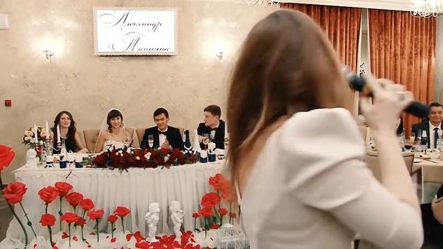Ведущая   Елена Малова