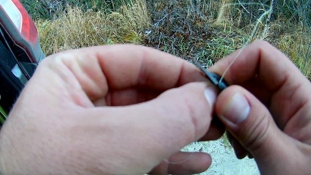 Как закрепить искусственную приманку без поводка и застежки. смотреть онлайн