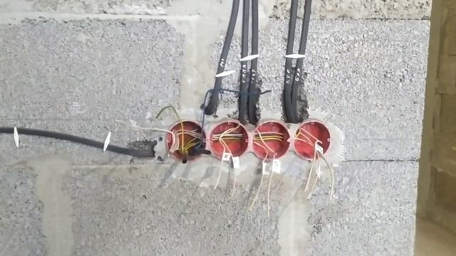 пример монтажа без распред коробок смотреть онлайн