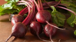 ДАЖЕ ЕСЛИ ВАМ ЗА 70! СНИЖАЕТ ДАВЛЕНИЕ! ЧИСТИТ СОСУДЫ! УНИКАЛЬНЫЕ СВОЙСТВА СВЕКЛЫ!