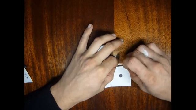 Как сделать ПРИКОЛЬНУЮ оптическую иллюзию своими руками. Левитация. смотреть онлайн