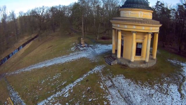 Hubsan H501s+Gitup Git 2   Veltrusy park - Pavilion of Friendship 1794
