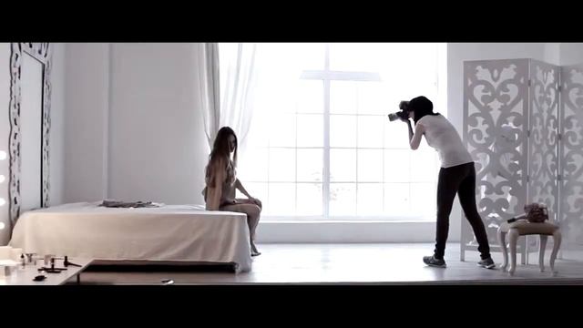 Один из них что то задумал смотреть онлайн