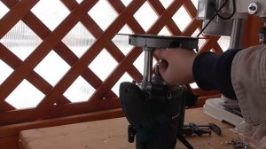 Установка фрезера HAMMER FRZ2200 в стол JET JTR-2