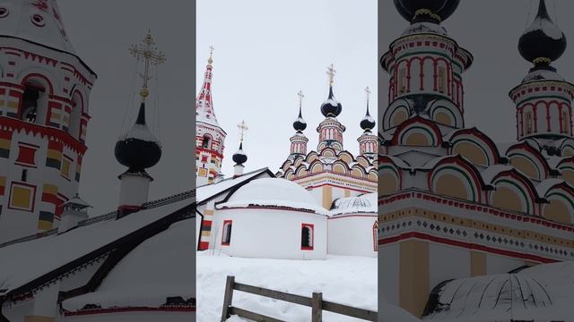 Антипьевская и Лазаревская церковь в городе Суздаль.