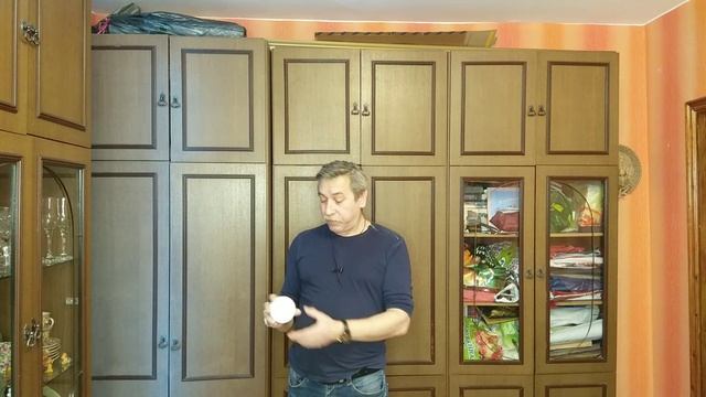 LED светильник с датчиком движения / LED light with motion sensor смотреть онлайн