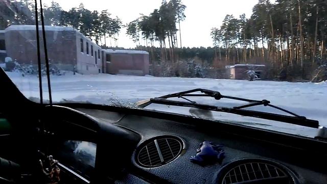 Авто за 15000 рублей, ваз 21011 (ноль! одиннадцатая), почти что дрифт смотреть онлайн