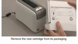 Как установить картридж в принтер печати браслетов Zebra HC-100