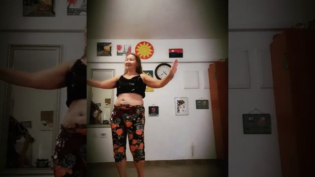 Belly dance. Warm up class// Танцы Живота. Разминка// חימום. ריקודי בטן смотреть онлайн
