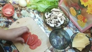 Возьмём куриную грудку...